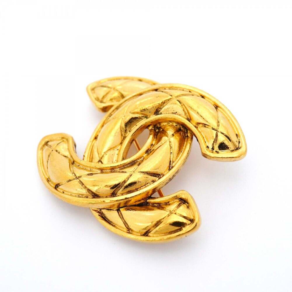 CHANEL Gold Logo Brooch - Picture 2 of 7